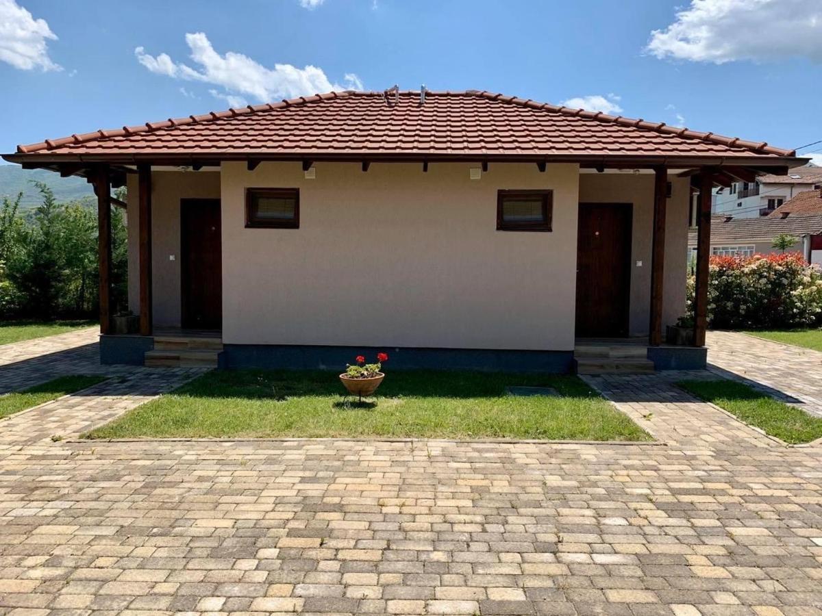 Konak Nestor Bungalows Skopje Zewnętrze zdjęcie