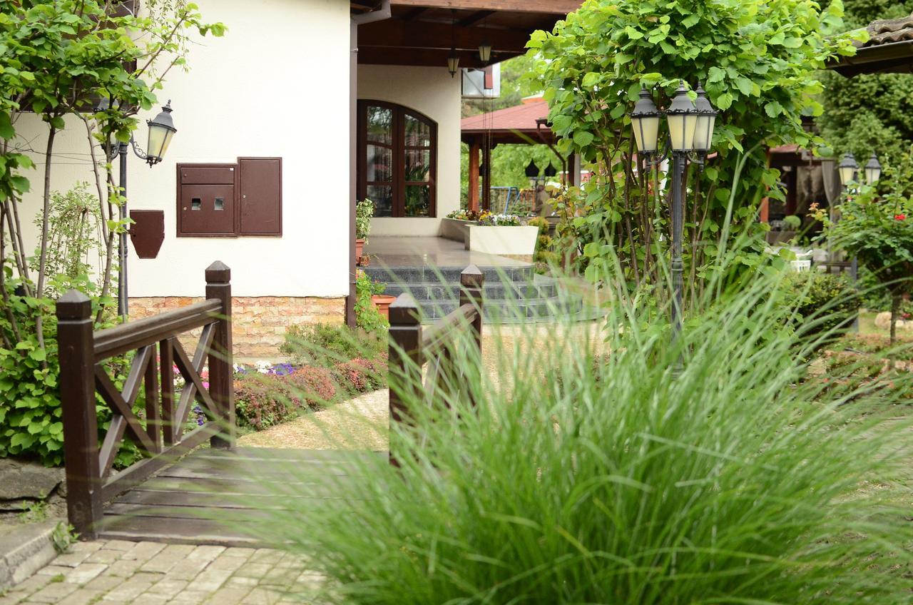 Konak Nestor Bungalows Skopje Zewnętrze zdjęcie